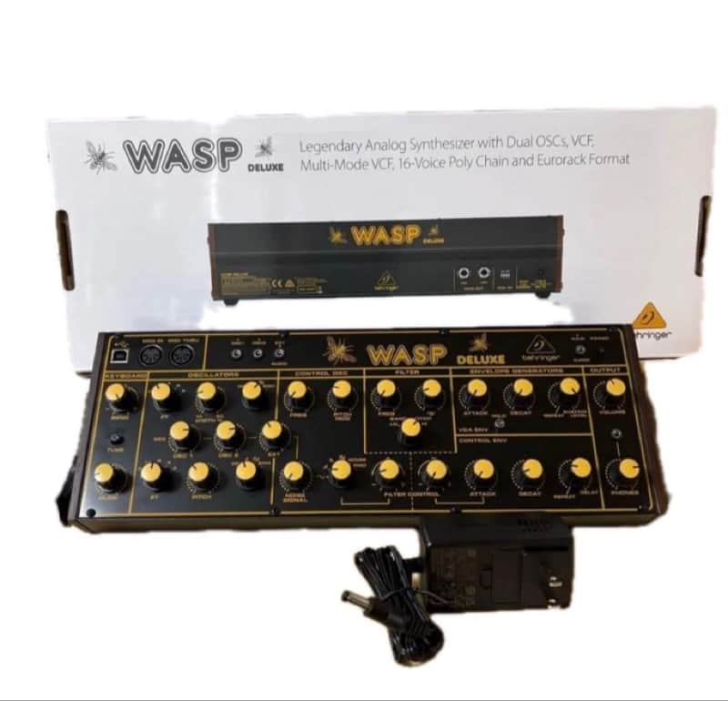 Behringer WASP DELUXE