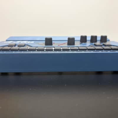 Aviom A-16II Personal Mixer 2010s - Blue w/ MT-1A Mount & DC Power Supply image 4