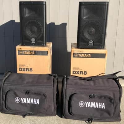 Yamaha DXR8 8" Active Speaker Black w/cases! image 1