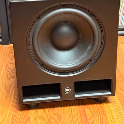RCF AYRA PRO 10 Active Subwoofer Sub image 2