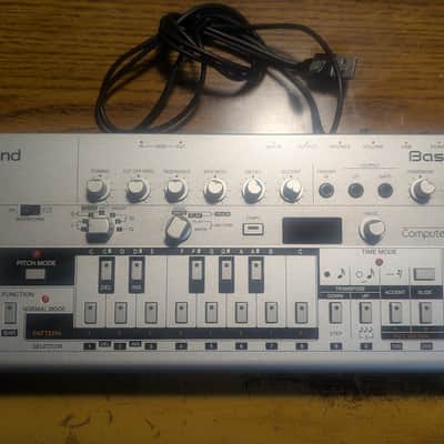 Roland TB-03 Boutique Series Synthesizer Module Bass Line
