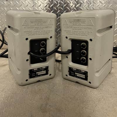 Roland MA-12C Stereo Micro Monitor Pair image 3