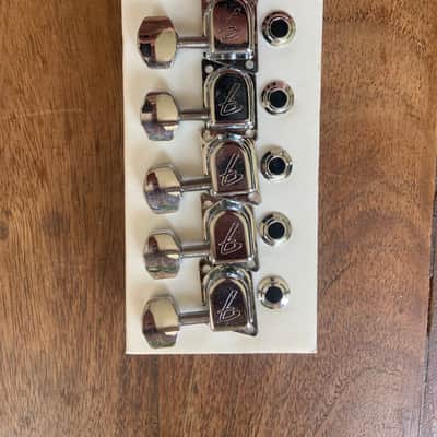 Fender f style tuning machines image 2
