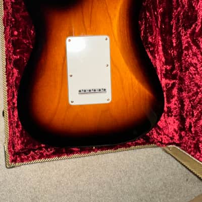 Fender 60th Anniversary Commemorative American Standard Stratocaster with Gold Hardware, Maple Fretboard 2014 - 2-Color Sunburst image 10
