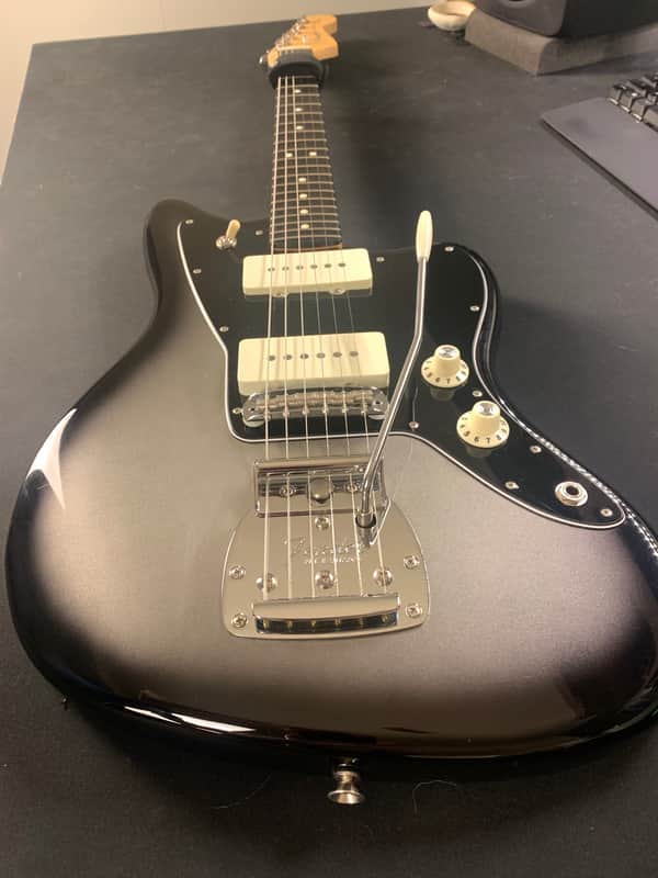 Fender Limited Edition American Professional Jazzmaster with Ebony Fretboard 2017 - Silverburst image 1