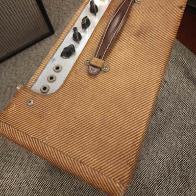 Fender Vibrolux 5F11 Narrow Panel 10-Watt 1x10" Guitar Combo 1958 - Tweed image 2