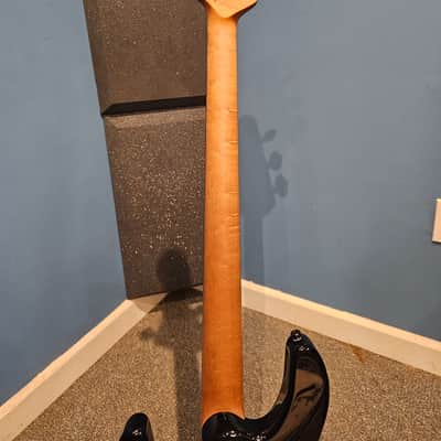 Ernie Ball Music Man StingRay Special 4 H with Roasted Maple Fretboard 2018 - Present - Jet Black image 7