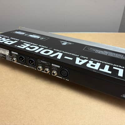 Behringer Ultra-Voice Pro VX2000 High-Performance Mic Preamp Voice Processor image 4