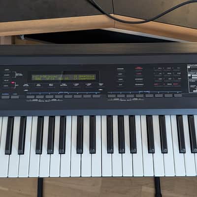 Roland D-50 61-Key Linear Synthesizer 1987 - 1992 - Black