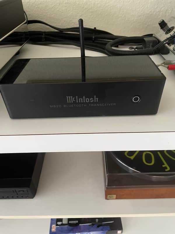 McIntosh MB20 Bluetooth Transceiver image 1