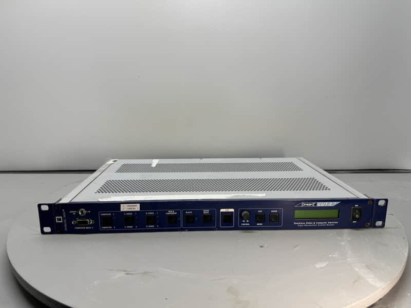 Analog Way S-CUT-2 Seamless Switcher Pro Video Audio Mixer Presentation AV image 1