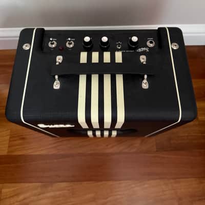 Supro 1818 Delta King 8 1-Watt 1x8" Guitar Combo Black image 2