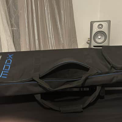 Yamaha MODX7 Synthesizer 2018 - Present - Black image 2