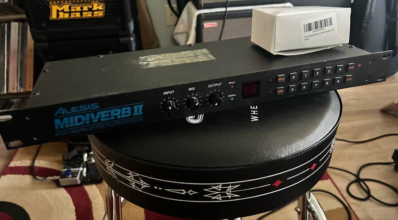 Alesis Midiverb II 16-Bit Digital Effects Processor | Reverb Alesis Midiverb II 16-Bit Digital Effects Processor | Reverb