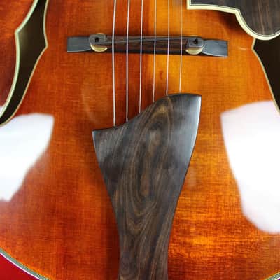 Eastman Uptown AR805E Sunburst image 9