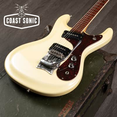 1993 Mosrite USA V-65 The Ventures Model '65 Reissue w/ Vibramute, original Tags & case image 6