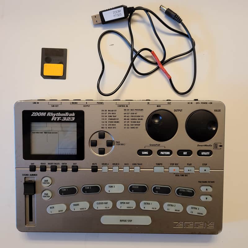 Cleaned Zoom RT323  Power Supply, SmartMedia Card, Fresh battery. Fully tested image 1