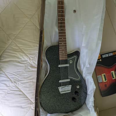 Danelectro ’56 Baritone Metalflake – Excellent Condition image 12