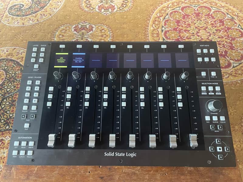 Solid State Logic SSL UF8 DAW Controller 2021 - Present - Black imagen 1