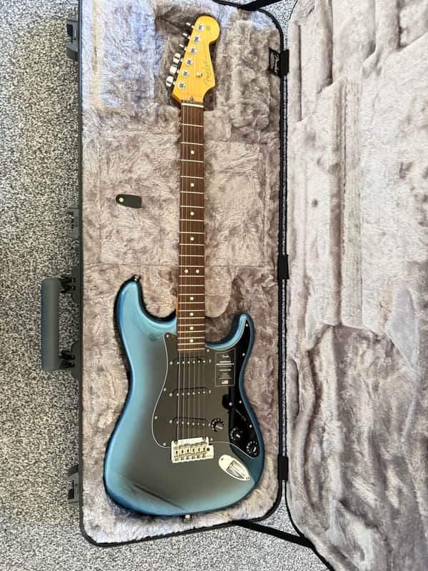 Fender Fender American Professional Il Stratocaster Dark Night Rosewood Fingerboard 2023