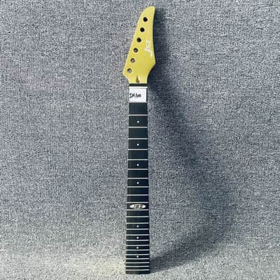 Mini Short Guitar Maple Neck, Rosewood 24 Frets Fingerboard image 1