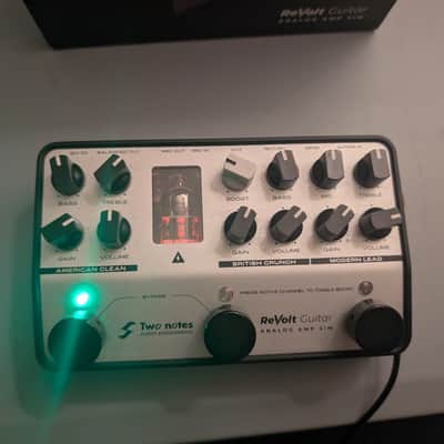 Two Notes ReVolt Guitar Preamp distortion pedal image 2