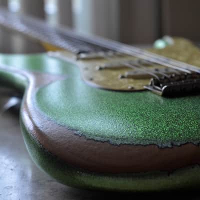 American Fender Stratocaster Relic Nitro Lime Squeezer Green Sparkle SSS-CS 54'S image 13