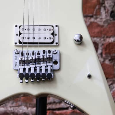 Sick Japan rare ESP ZEP faz-115 The Alfee Artist  1987 White Flying V or RR monster brother image 3