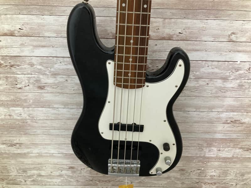 Squier Standard Precision Bass Special V