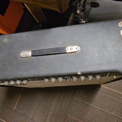 Music Man 212-HD One Thirty 2-Channel 130-Watt 2x12" Guitar Combo 1970s image 8