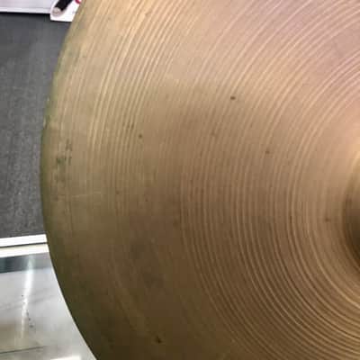 Zildjian Vintage 18” Crash Cymbal - Pre Owned image 8