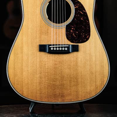 2011 Martin HD-28 natural image 1
