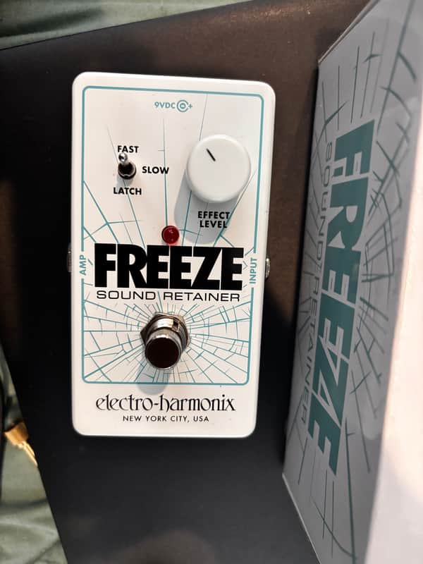 Electro-Harmonix Freeze Nano Sound Retainer Sustain Pedal 2010 - Present - Blue / Gray image 1