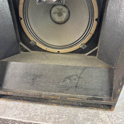 Acoustic 806 1x15 bass cabinet image 13
