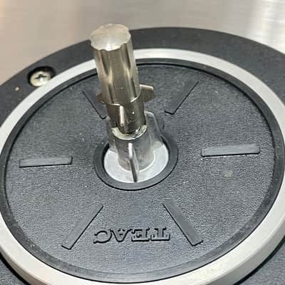TEAC A-2340 1/4" 4-Track Reel to Reel Tape Recorder 1970s - Silver image 6