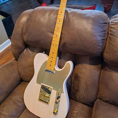 Partscaster Fender Clasic 50 Telecaster Mary Kaye Style image 2