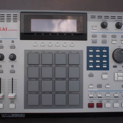 Akai MPC2500 *ghostinmpc* custom + JJOSXL image 2