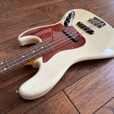 2017 Fender MIJ Traditional '60s Jazz Bass 2017 Arctic White MIJ Japan image 8