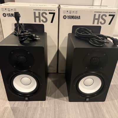 Yamaha HS7 6.5" Powered Studio Monitor (Pair) image 1