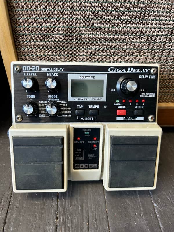Boss DD-20 Giga Delay