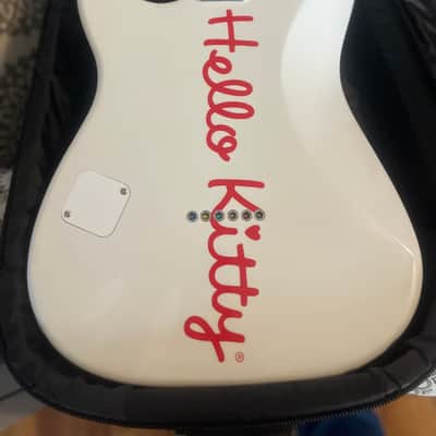 Squier Hello Kitty Stratocaster 2024 - 2025 - White image 7