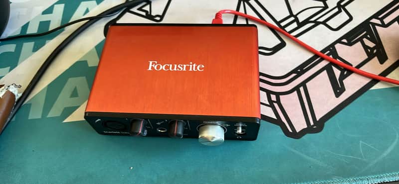 Focusrite Scarlett Solo 2nd Gen USB Audio Interface 2016 - 2018 - Red / Black image 1