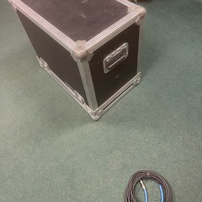 Marshall 1912 1x12 Speaker Cab (w/ Road Case) image 7