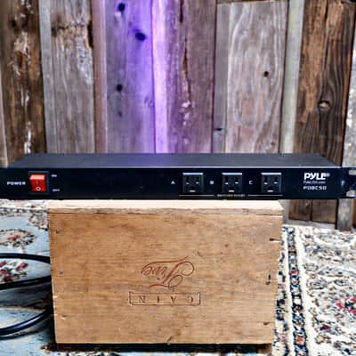 Pyle PDBC50 19" Rackmount Power Supply image 13