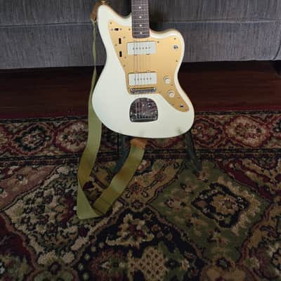 Squier J Mascis Jazzmaster with Laurel Fretboard 2018 - Present - Vintage White image 1