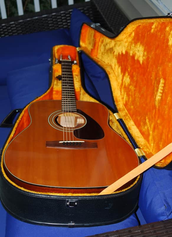 Yamaha FG-160 1970's with Hard shell case | Reverb