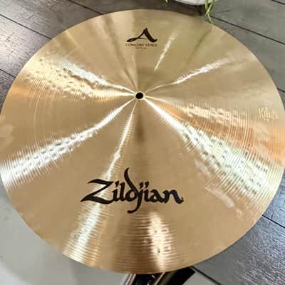 Zildjian 18" A Concert Stage Orchestral Cymbals (Pair) 2010s - Traditional image 4