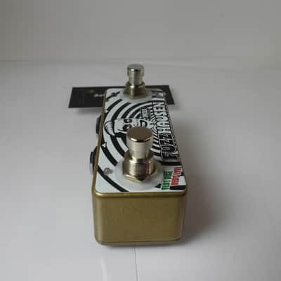 Oneder Fuzzhausen Danhausen Signature Fuzz Effects Pedal YOU ARE CURSED! image 4
