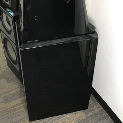 Wilson Audio Maxx Series 2 Towers Speakers (Pair) image 19