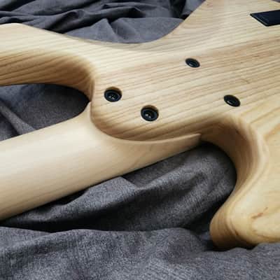 Overwater Hybrid Series Custom 5 image 15